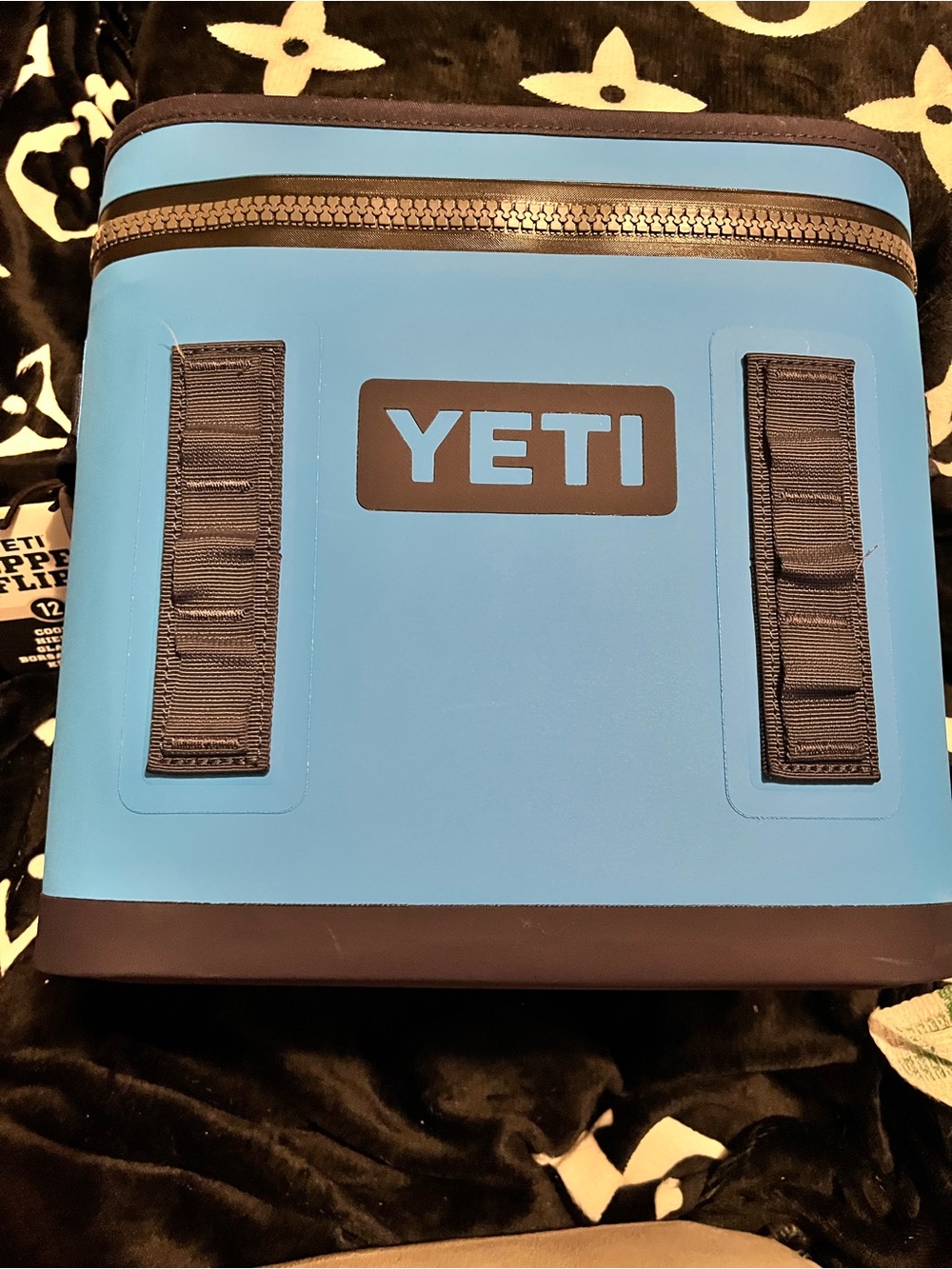 Yeti Hopper Flip Cooler Bag NWT